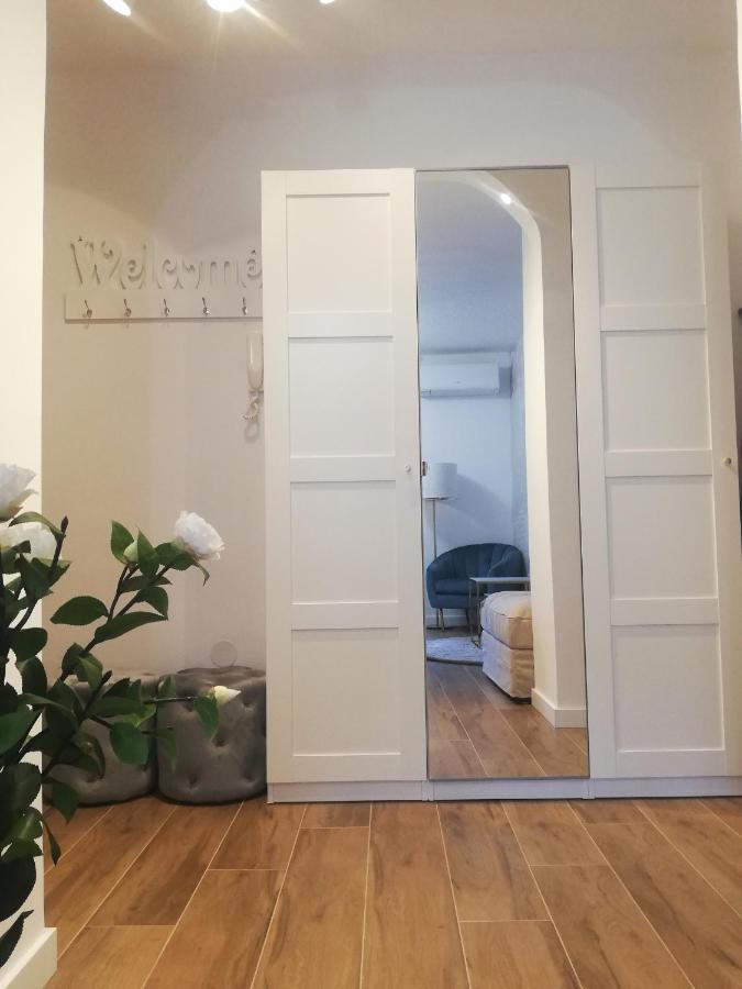 Apartment Vacation *